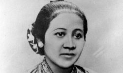 30 Kutipan Kartini dari “Habis Gelap Terbitlah Terang” yang Penuh Makna