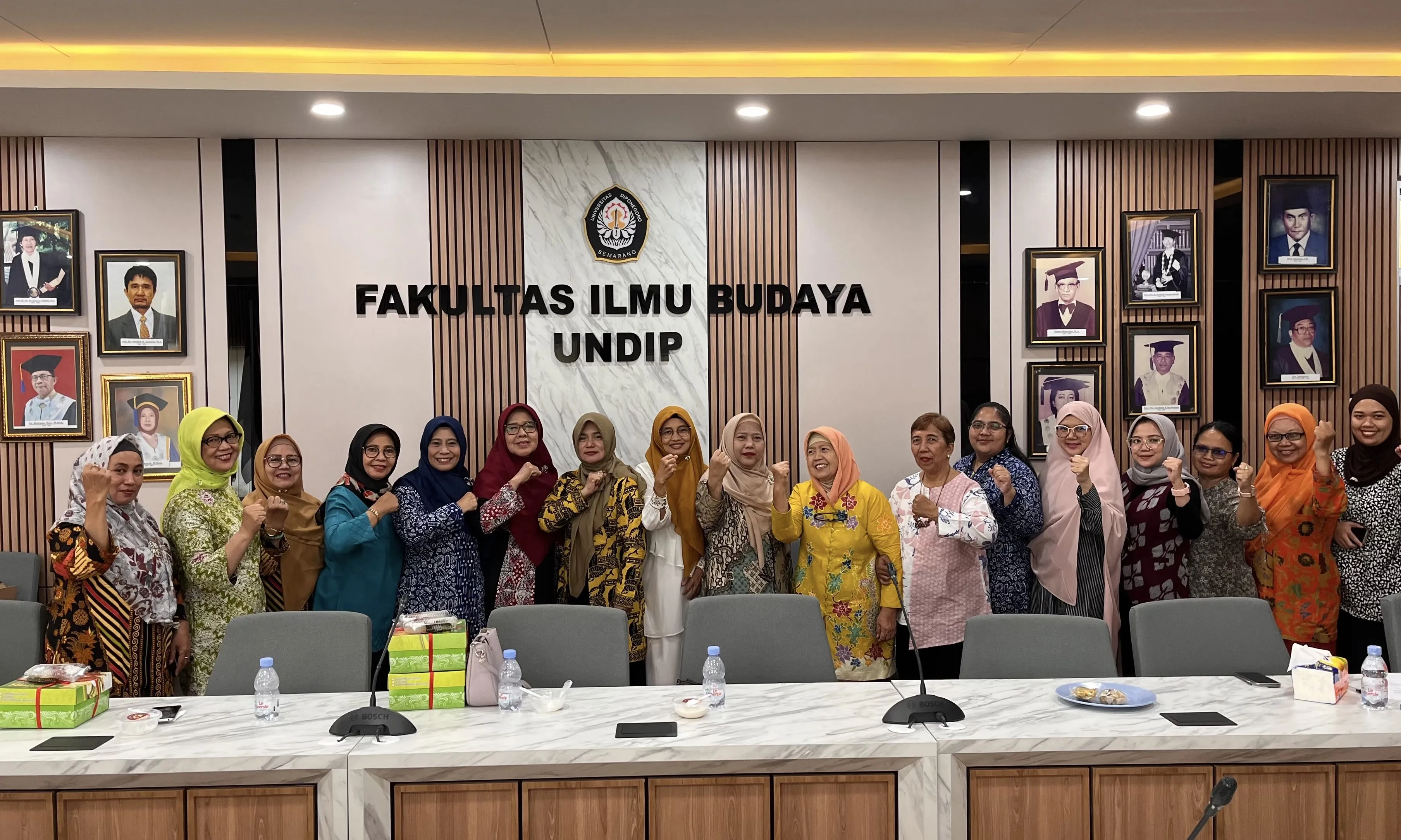 Pertemuan Bulanan dan Khataman Al-Quran DWP FIB Undip Sebagai Sarana Silaturahmi