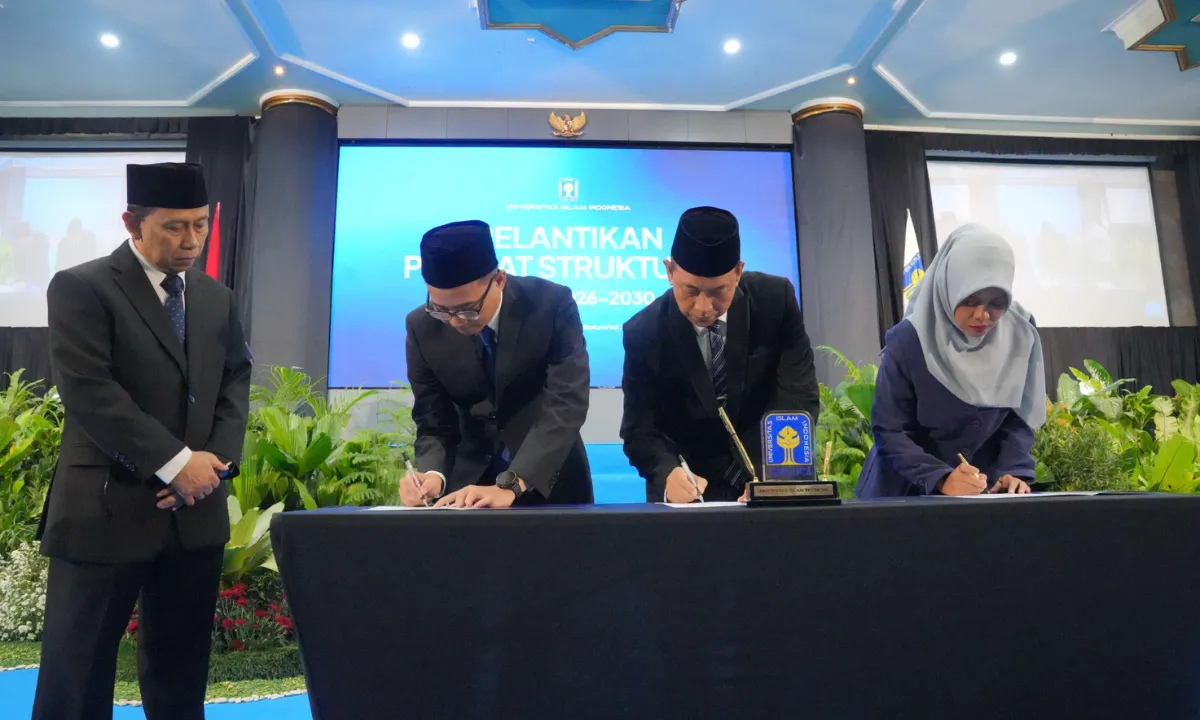 Transformasi Pendidikan Tinggi: UII Lantik Pejabat Baru untuk Tingkatkan Inovasi dan Penyelesaian Studi Tepat Waktu
