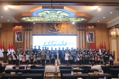 Kolaborasi BEM Unesa dan Pemprov Jatim dalam Mencetak Pemimpin Generasi Mendatang