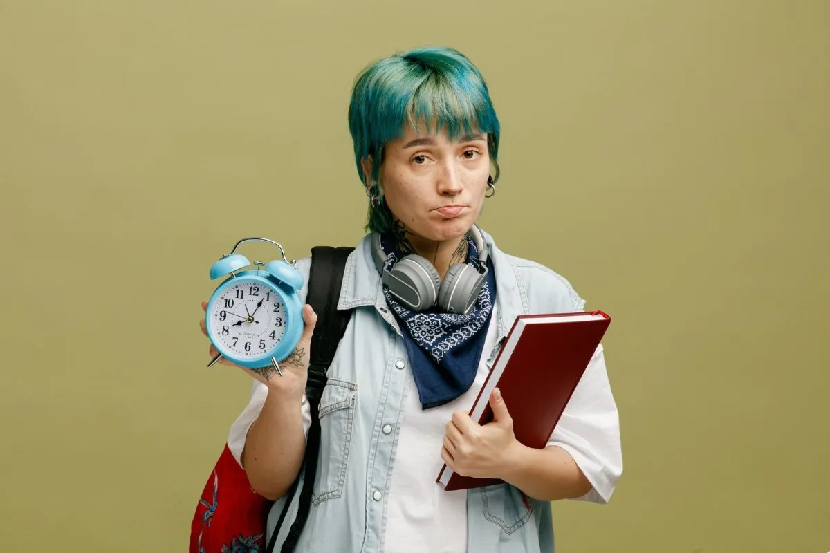 Mengapa Jumlah Teman Kuliah Menyusut di Semester Akhir? Ini Alasannya