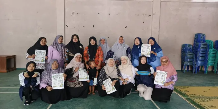 Inisiatif Mahasiswi KKN Undip untuk Cegah Stunting Melalui Puding Daun Kelor di Desa Kedungpilang