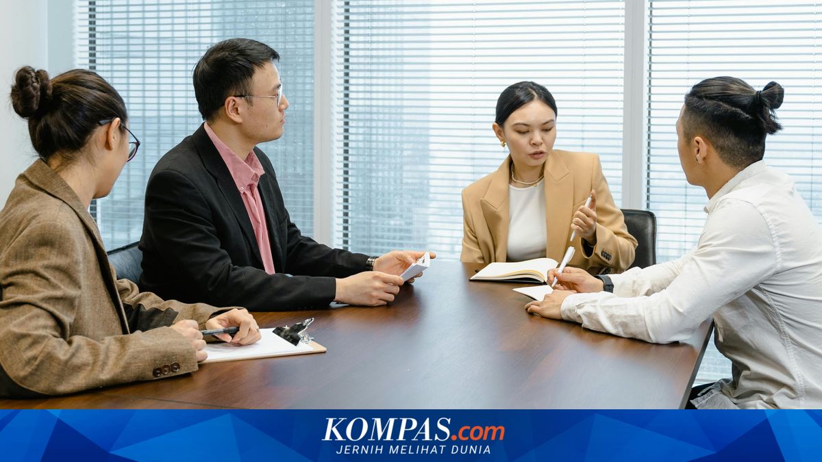 Mengenali Bos Toksik dan Strategi Menghadapinya