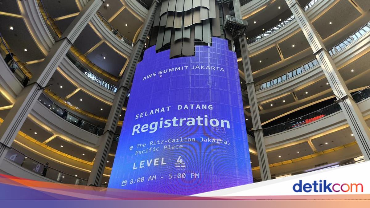 Transformasi Karier Melalui AI: Kisah Inspiratif Peserta AWS Summit