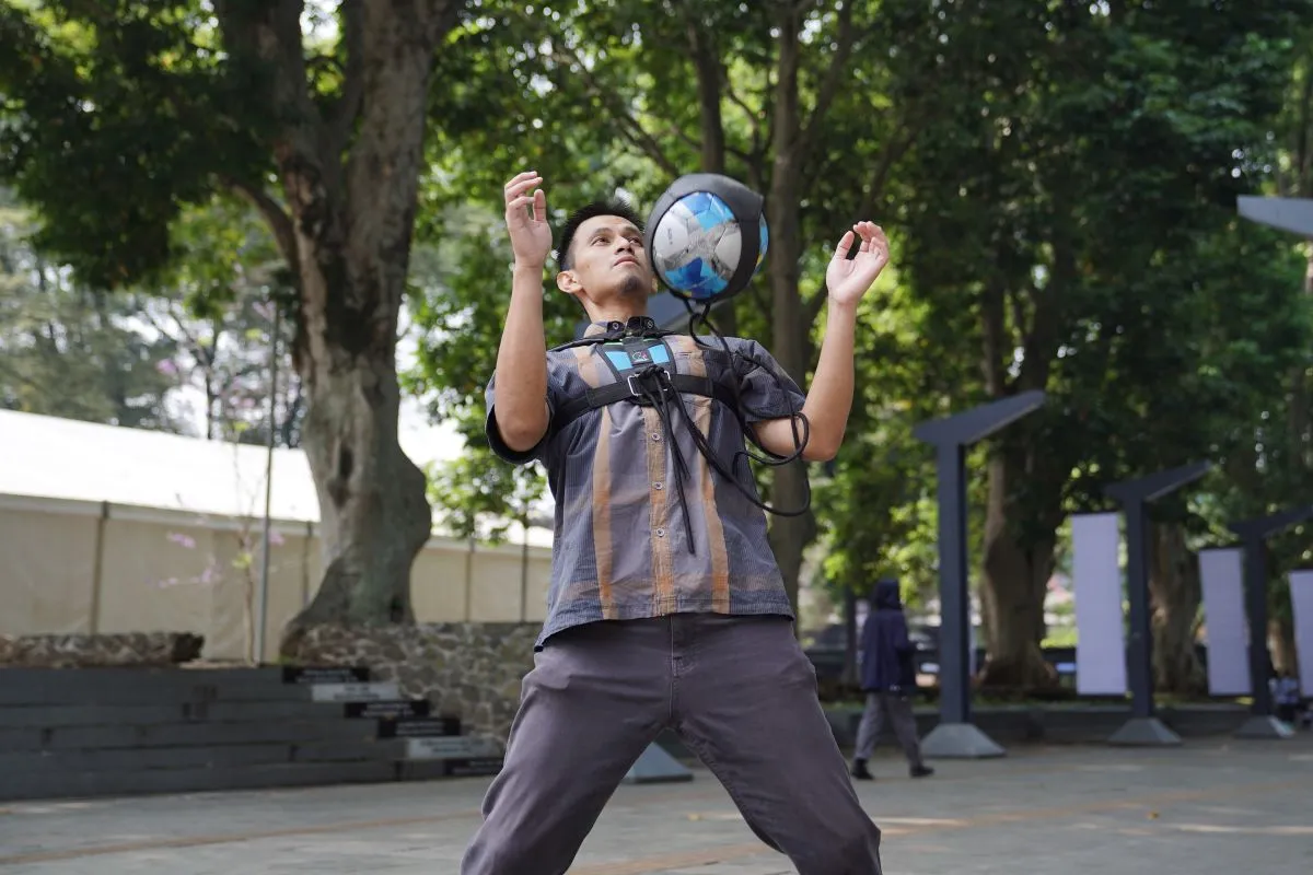 Inovasi Alat Latihan Sepak Bola Mandiri oleh Dosen ITB: Ar-kick Berbasis Ilmu Olahraga