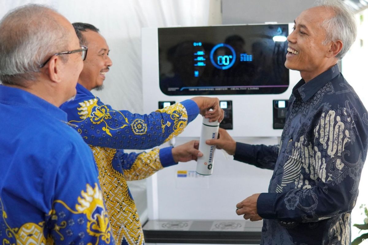 Fakultas Teknik UMS Luncurkan Water Station untuk Dukung Kampus Ramah Lingkungan