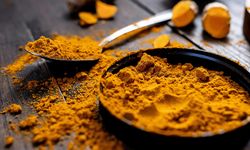 Manfaat Kunyit dalam Skincare untuk Mencerahkan Kulit dan Anti-Penuaan