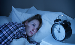 Hindari Tindakan Tertentu Saat Terbangun di Tengah Malam