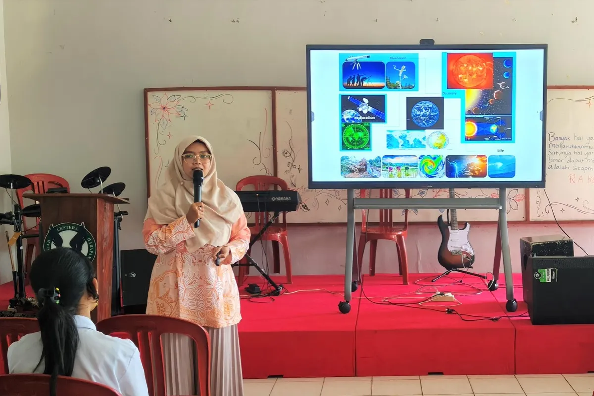 ITERA Ajak Siswa Lampung Timur Menjadi Saintis Muda Melalui Ilmu Atmosfer dan Astronomi
