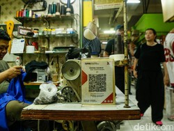 ---
Jakarta Ajak UMKM Bertransformasi ke Digital, Ekonomi Tumbuh Rp67,5 Triliun

---