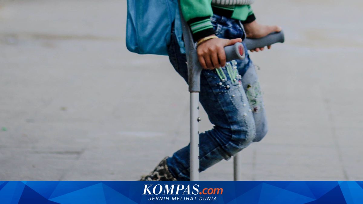Waspadai Bahaya Mengandalkan Tukang Urut untuk Mengobati Patah Tulang Anak
