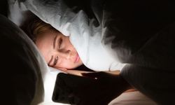 Kecemasan Sosial Berpotensi Memicu Kecanduan Media Sosial: Temuan Penelitian Terkini