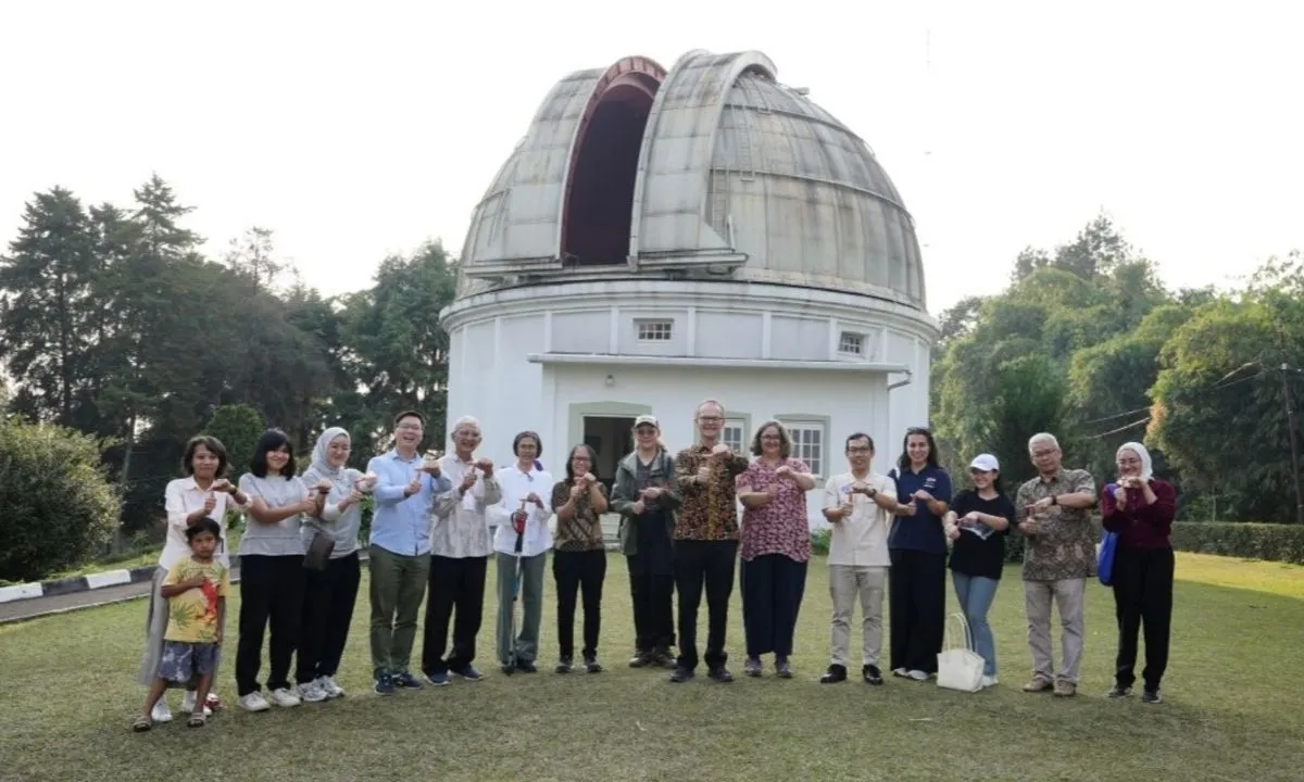 Dubes Inggris Tinjau Kerja Sama Ilmu Pengetahuan di Observatorium Bosscha ITB