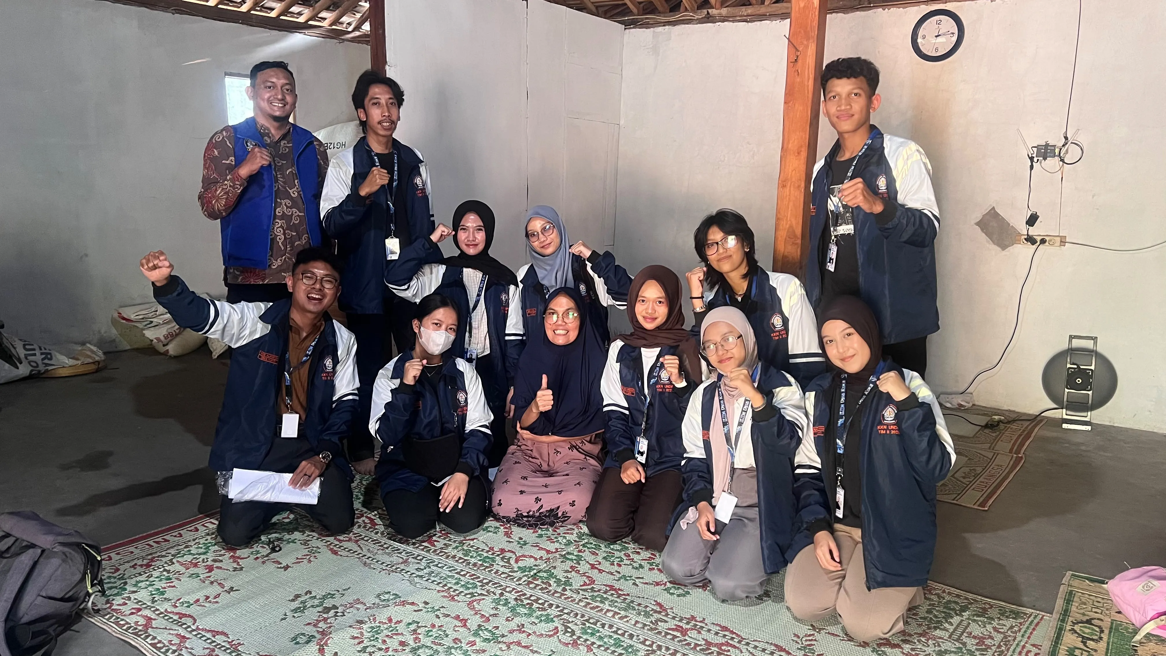 Mahasiswa KKN-R Tim II Undip Tingkatkan UMKM Emping Girut di Desa Kunti Menuju Usaha yang Teratur dan Berkelanjutan