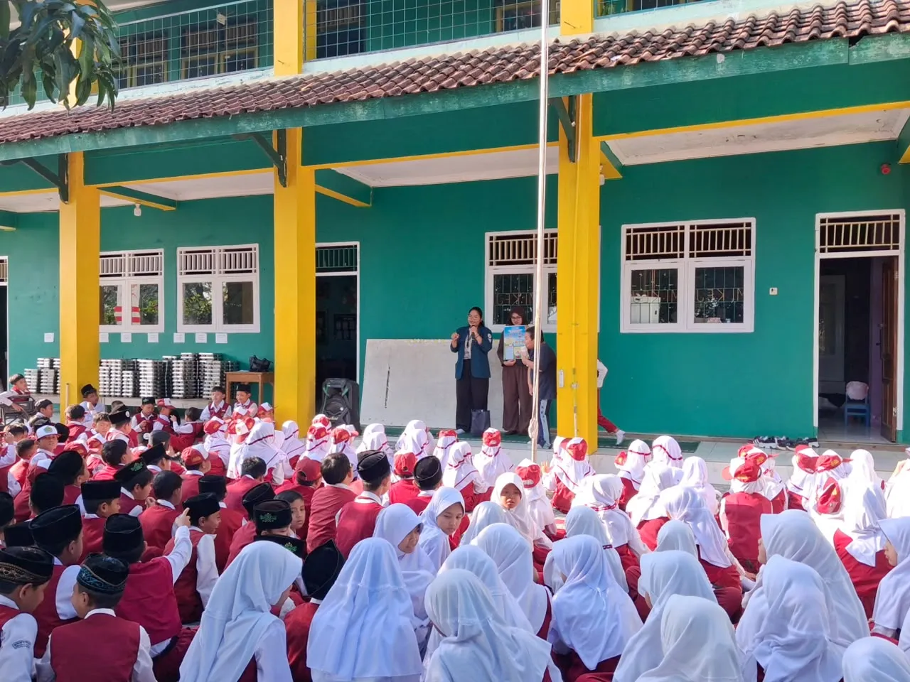 Mahasiswa KKN Undip Ciptakan Ruang Belajar yang Ramah Anak Melalui Kegiatan Edukasi dan Sosialisasi