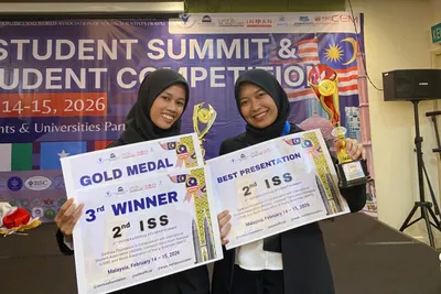 Inovasi Mahasiswa UGM: Stiker Pintar Berbasis Kulit Buah Naga untuk Menilai Kualitas Daging Ayam