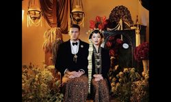 Makna Filosofi Detail Prewedding Jennifer Coppen dan Justin Hubner, dari Paes hingga Cunduk Mentul