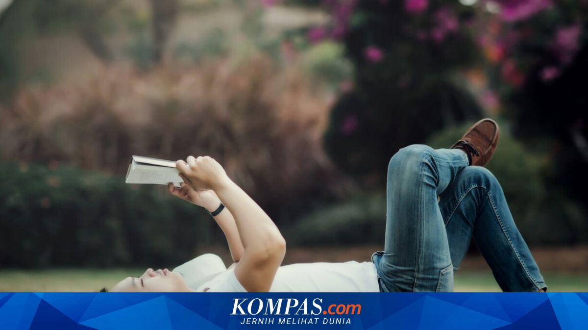 Alasan di Balik Julukan Zodiak Aquarius yang Sering Berpikir Terlalu Dalam