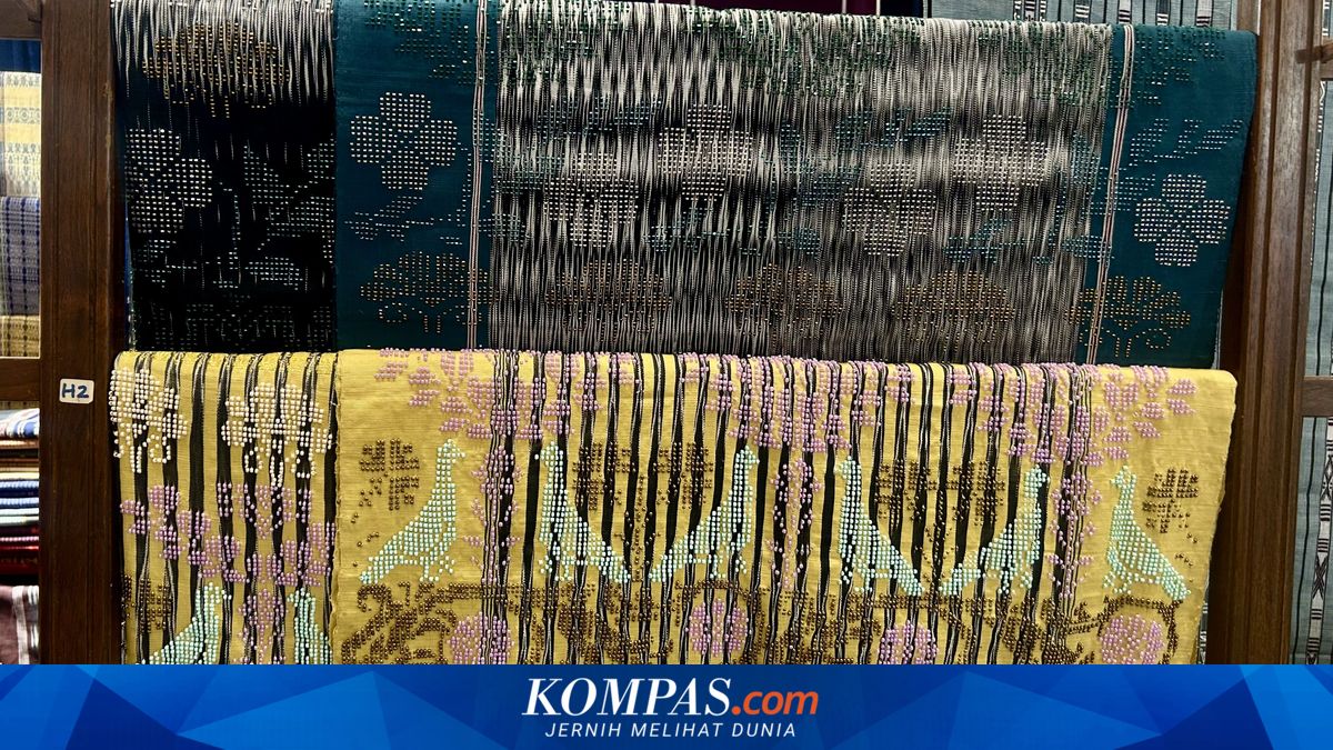 Mengenal Ulos Namarsimata: Kain Tenun Berpayet dengan Nilai Tinggi