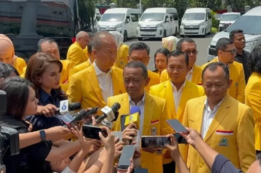 Desakan untuk Bahlil Agar Arahkan Kadernya di DPR untuk Menginisiasi Hak Angket Terkait Ijazah Gibran