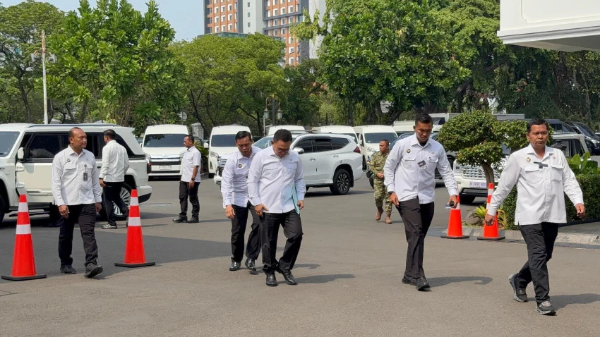 Rapat Strategis Penanganan Kebakaran Hutan, Prabowo Undang Dudung dan Tito ke Istana