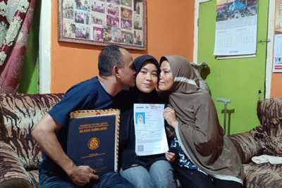 Rinita Irawati Raih Kesuksesan Masuk Fakultas Kedokteran Unila Berkat Inspirasi dari Neneknya