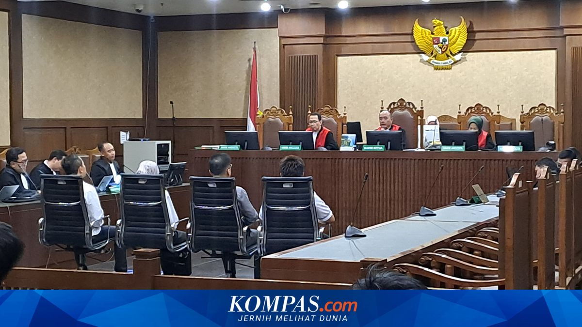 Pengakuan John Field tentang Uang Suap ke Bea Cukai